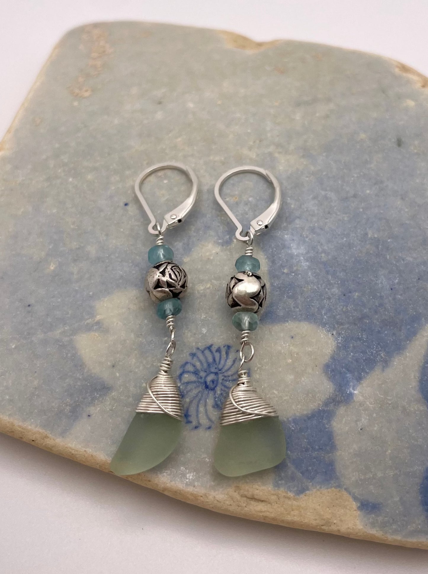 Simply Mia: Vintage Rose w/ Blue Seaglass