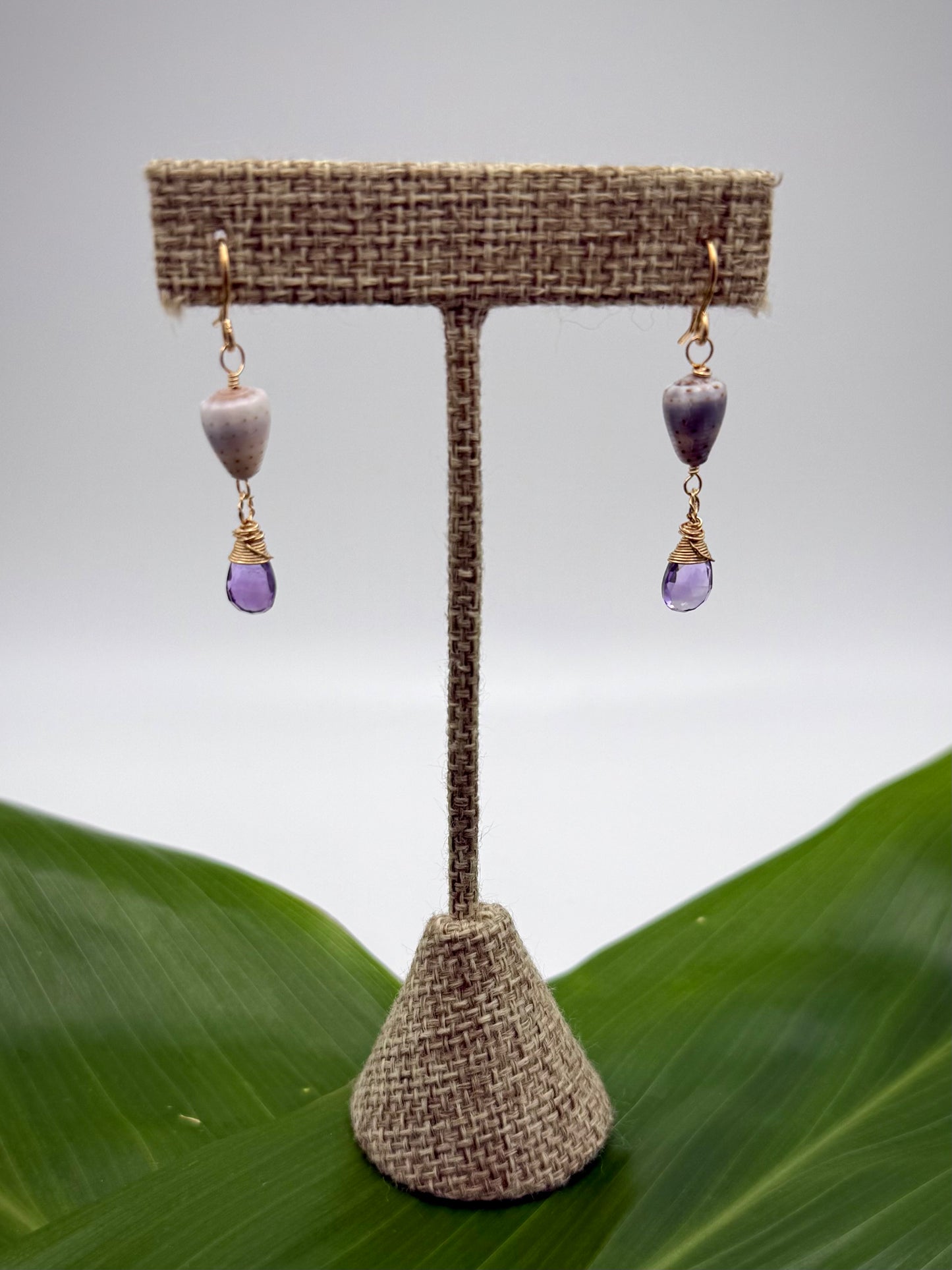 GF Abbreviated Cone Shell w/ Amethyst