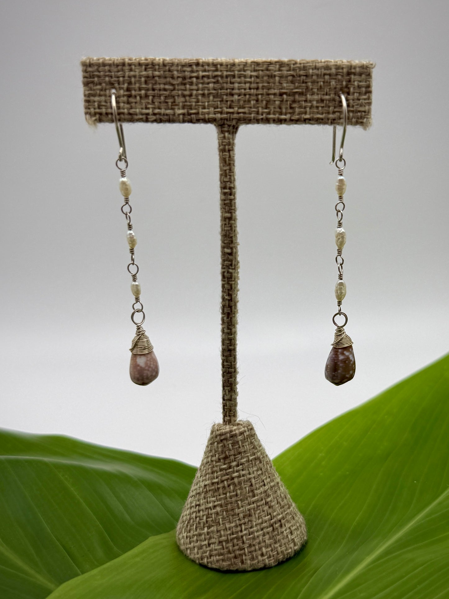 SS Wire Wrapped Cat Cone w/ Rice Pearl Accents