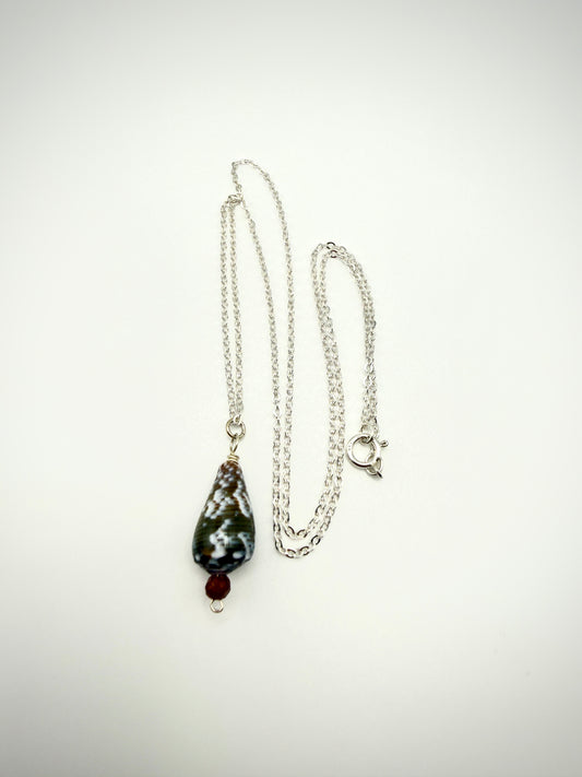 SS 18" Cat Cone Shell Necklace