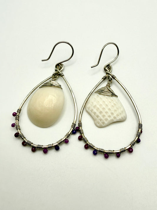SS Phospheradite MixMatched White Shell Chip Hoops
