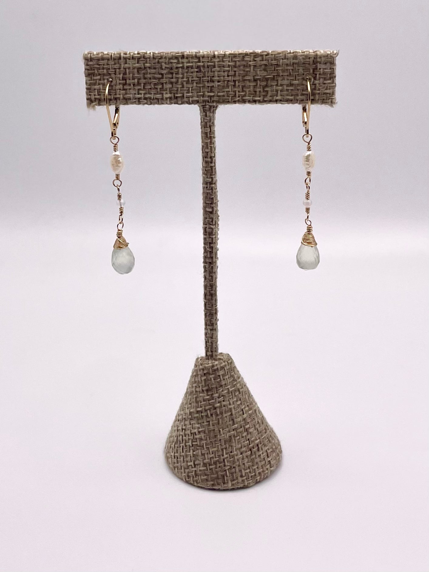 Simply Mia: Prehnite w/ Rice Pearl