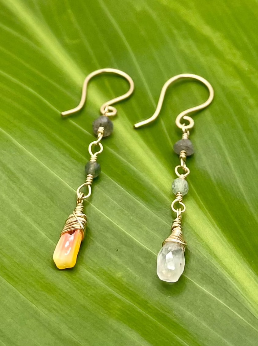 All That Glitters: Sunrise Shell Chip/Moonstone Mixmatch