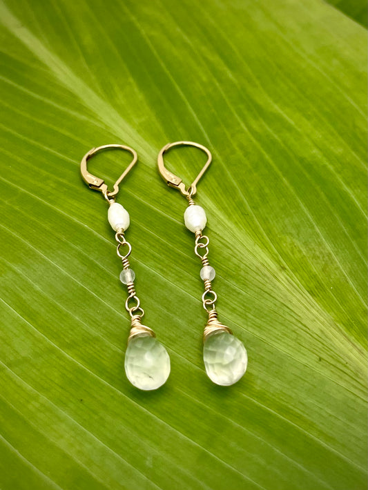 Simply Mia: Prehnite w/ Rice Pearl