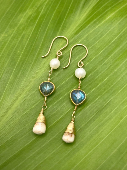 All That Glitters: Mini Cone Shell w/ Labradorite
