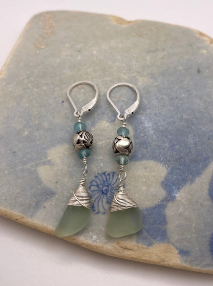 Simply Mia: Vintage Rose w/ Blue Seaglass